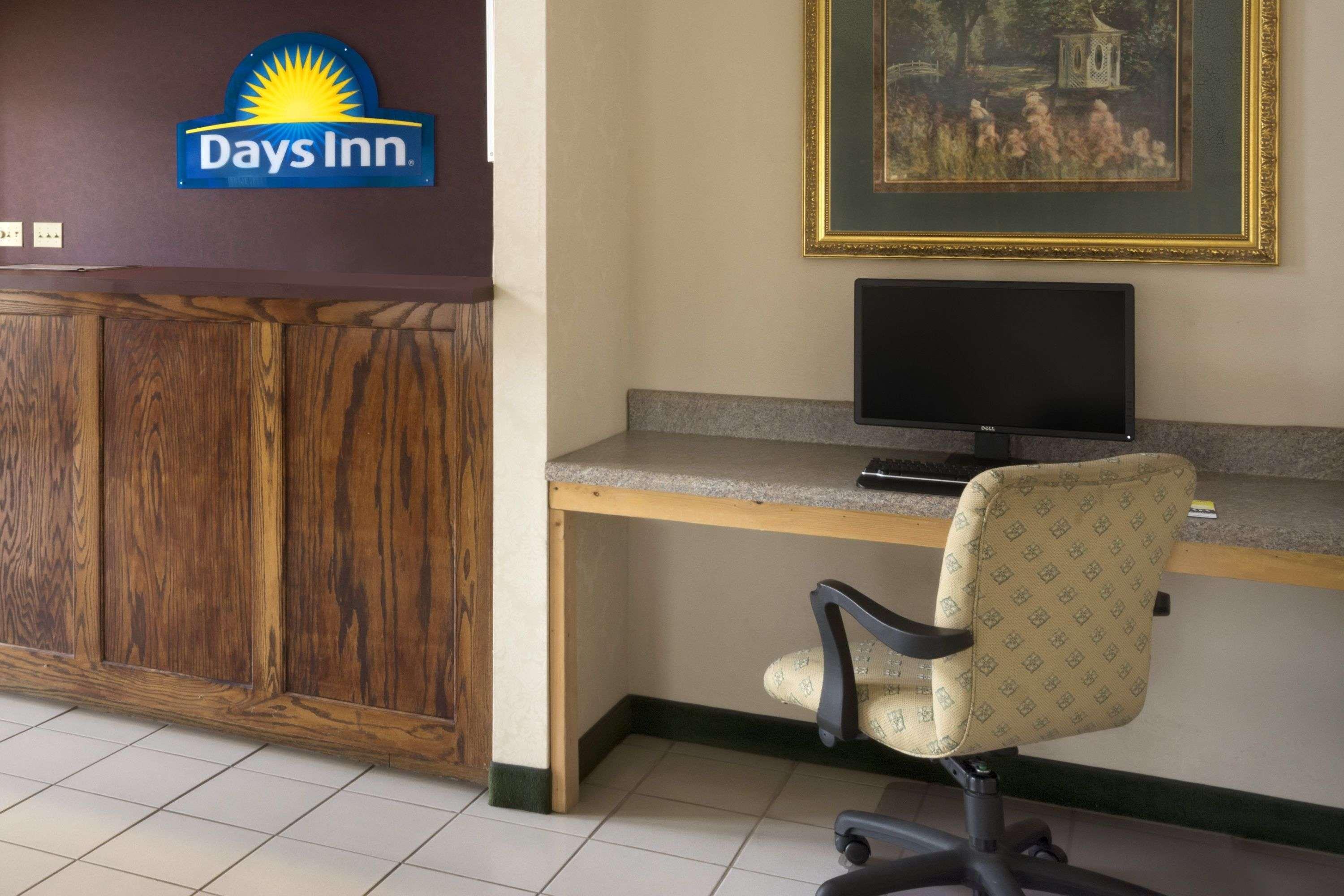 Days Inn By Wyndham Alma Exterior foto
